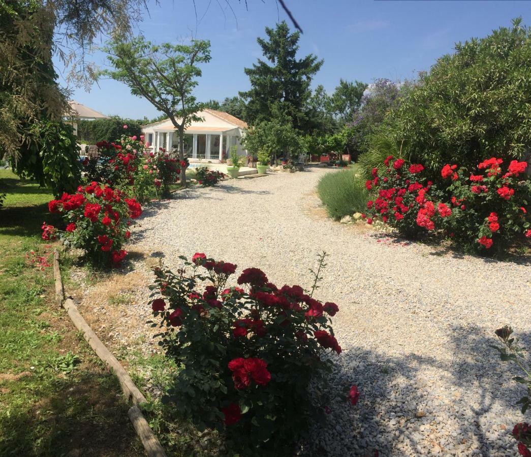 Hotel Mazet Provencal Saint-Gilles  Exterior foto